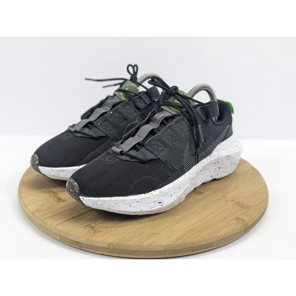 Nike very lightweight
